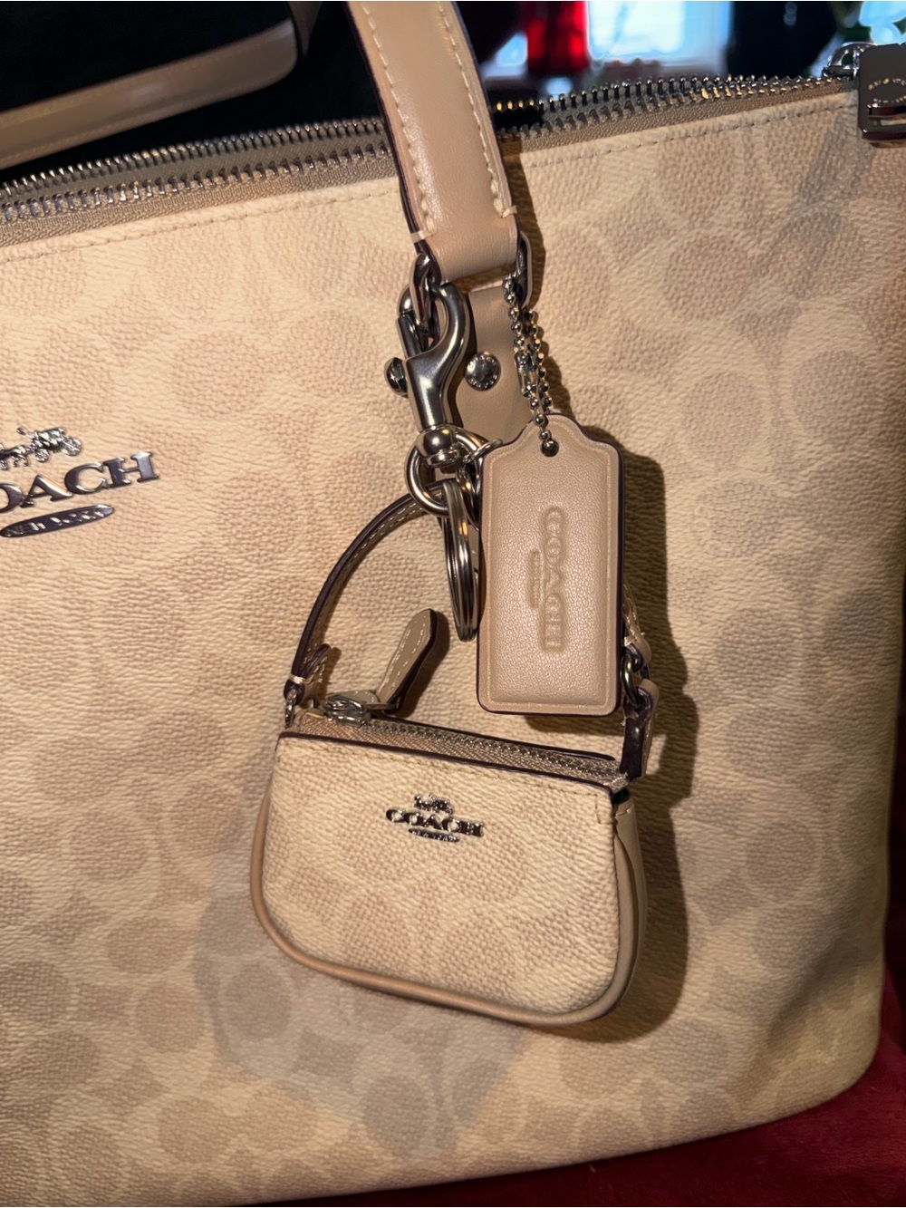 Authentic Coach Beige Signature Tote with Leather Trim and matching mini bag - Picture 2 of 11